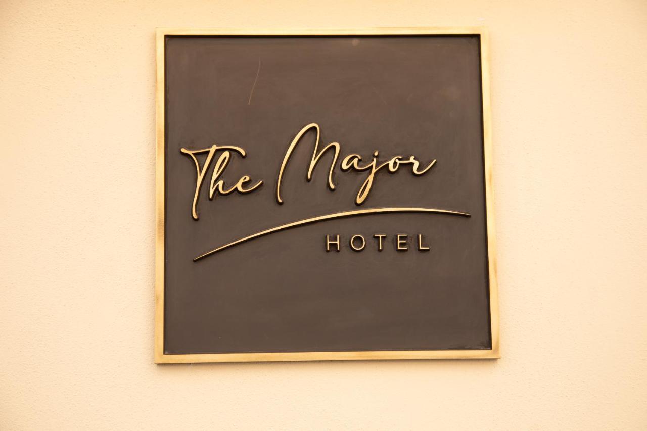 The Major Rom